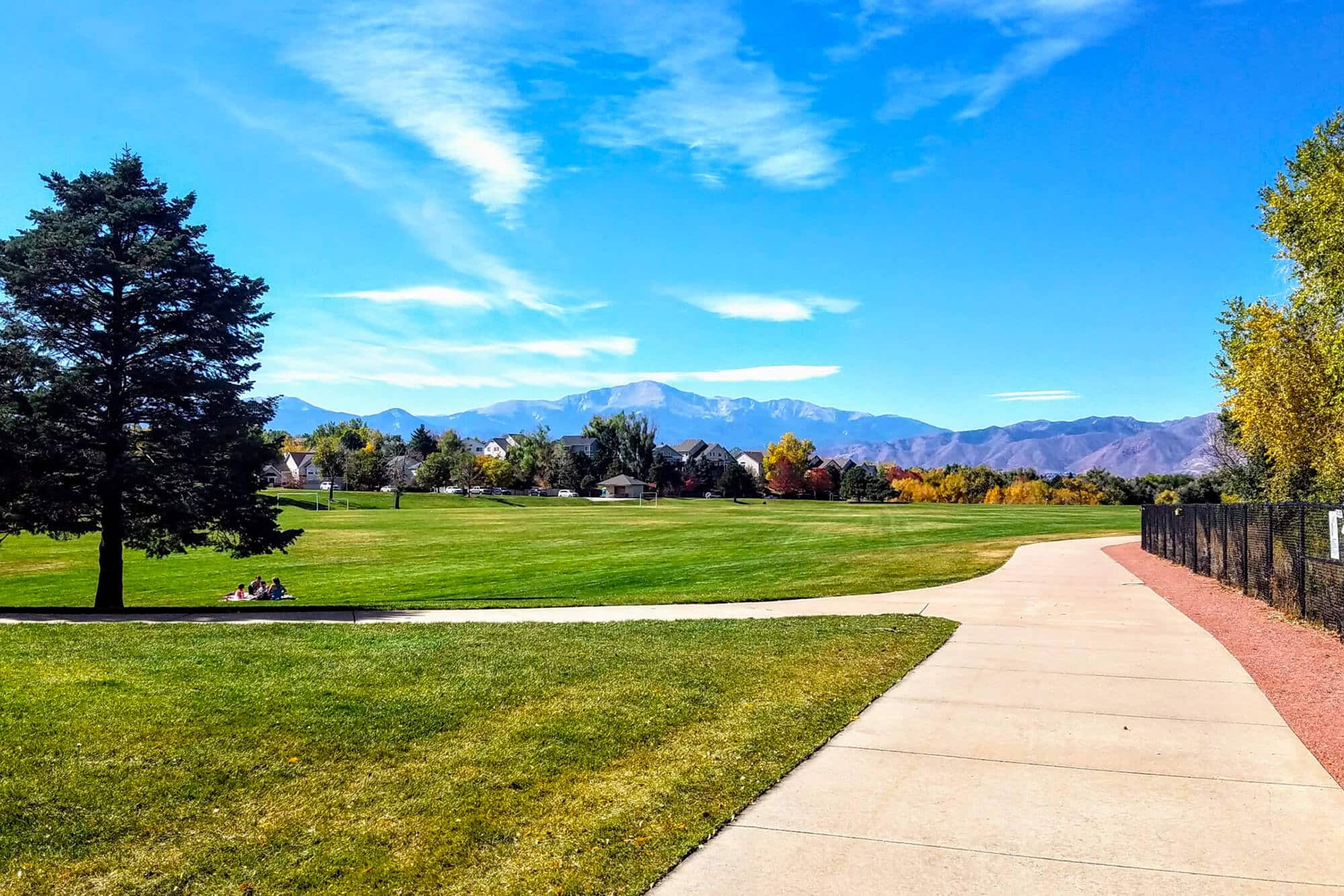 best apartment complexes in colorado springs